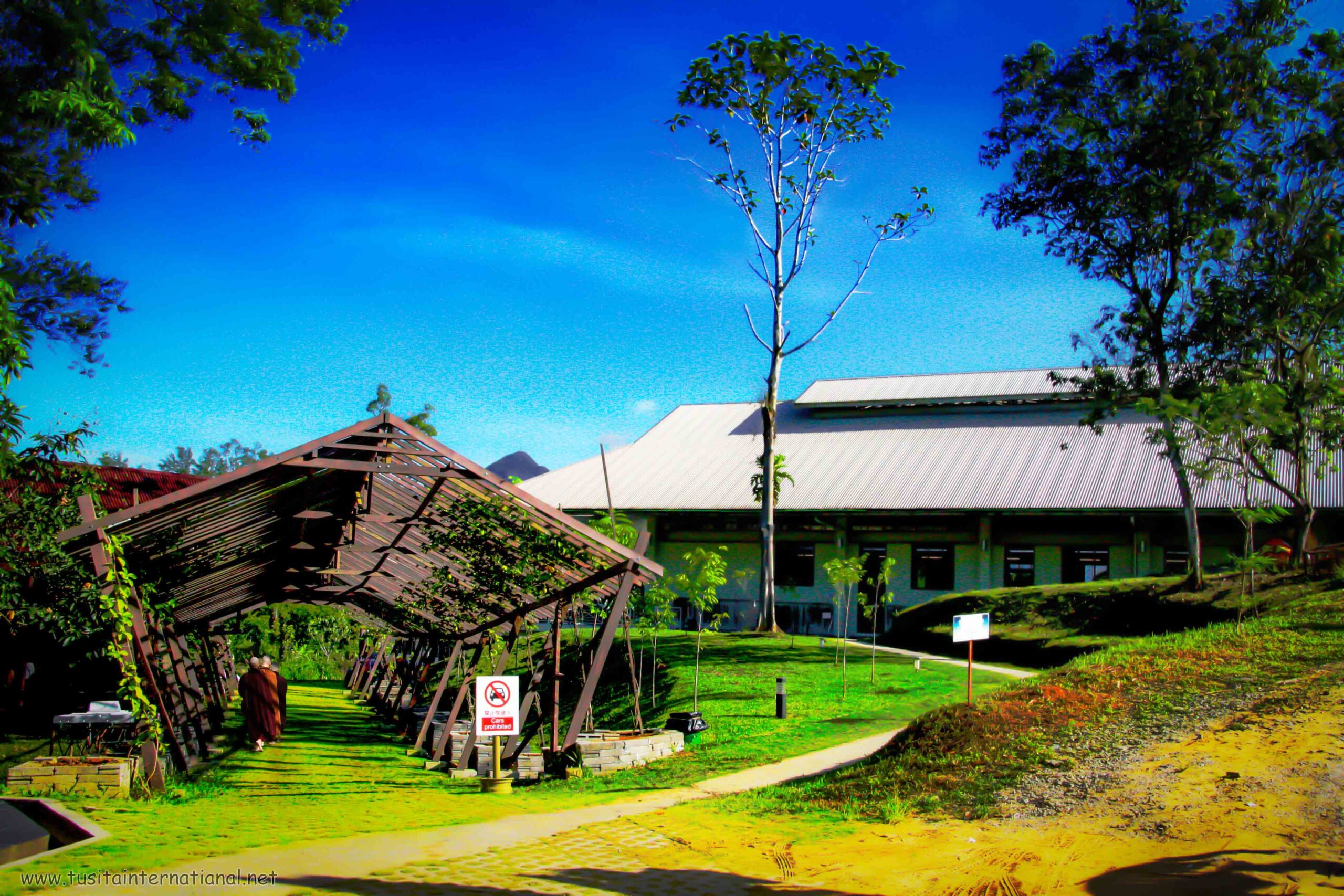 PA AUK Dhamma Earth Kuching2